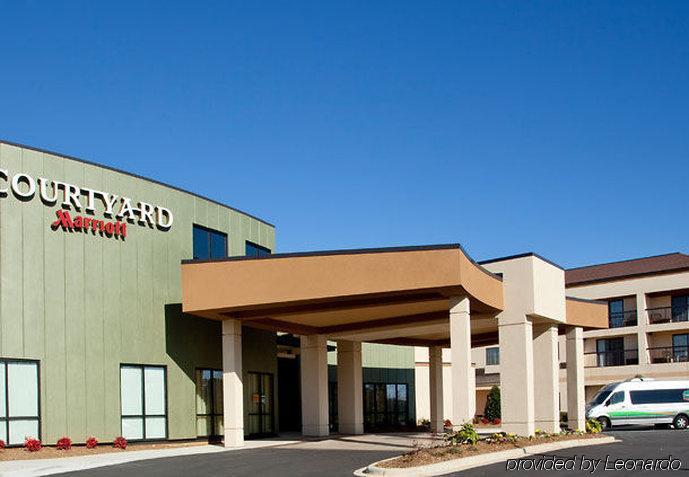 Courtyard Charlotte Airport North Hotel Удобства снимка