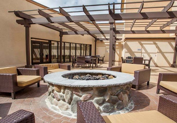 Courtyard Charlotte Airport North Hotel Екстериор снимка